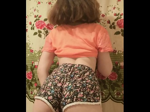❤️ Garota jovem e sexy tirando seus shorts da câmera Porno vídeo em nós pt-br.myteporn.ru ☑